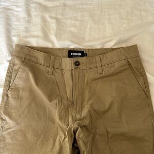 RSQ Men’s Khaki Straight Chino Pants